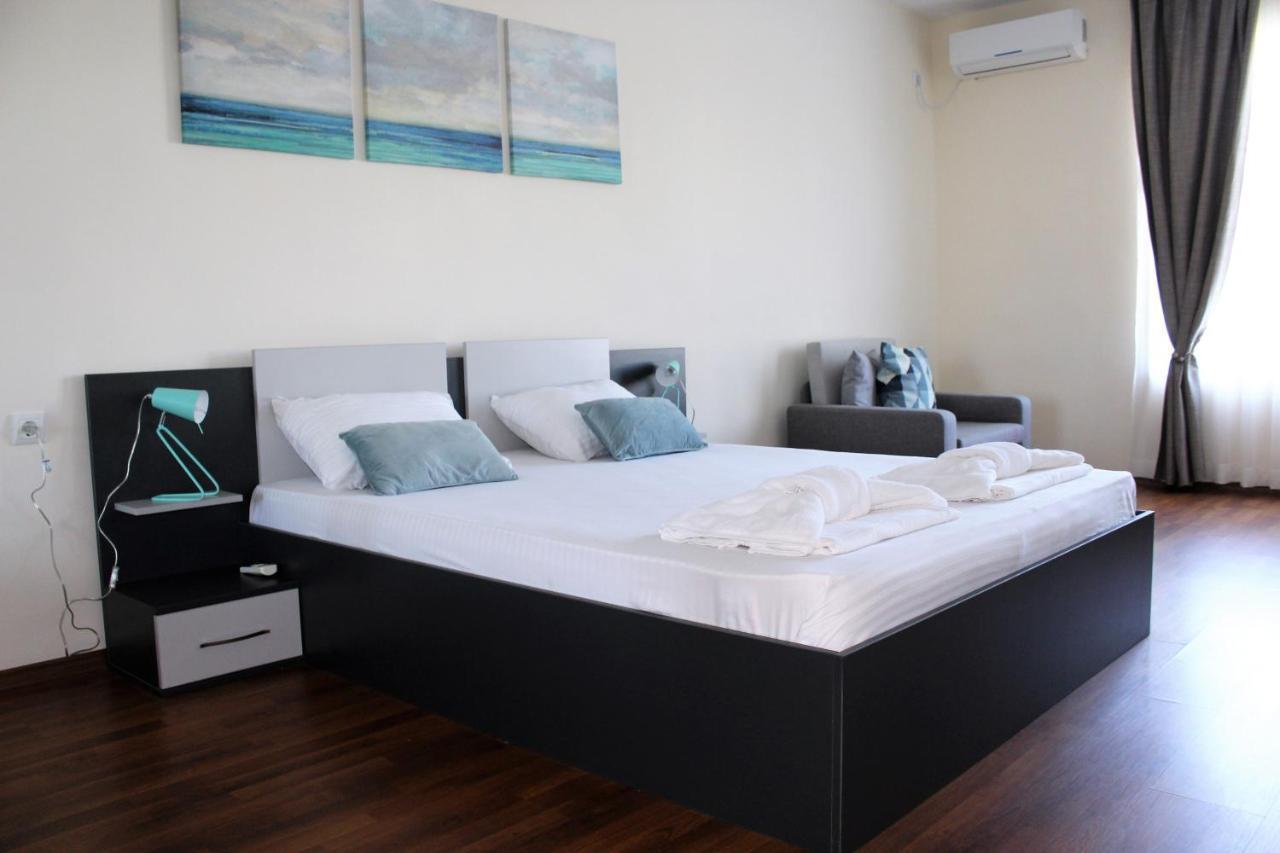 Solei Apartments Primorsko Luaran gambar